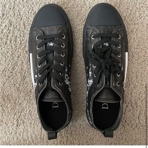 Dior Low B23 Sneakers Black and White Dior Oblique canvas
